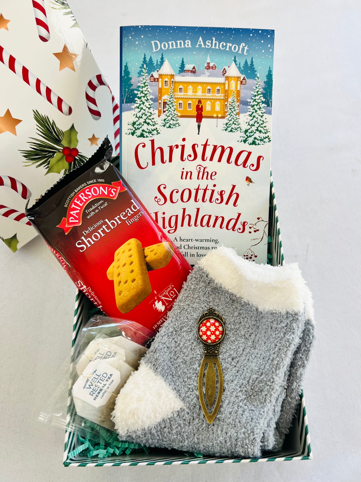Book Box Gift Bundle, Christmas Book Lovers Gift Package, Christmas in the Scottish Highlands